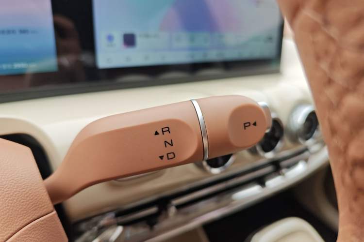 Used Wuling Bingo 2025 410 km Lingxi Deluxe Edition Gear Lever