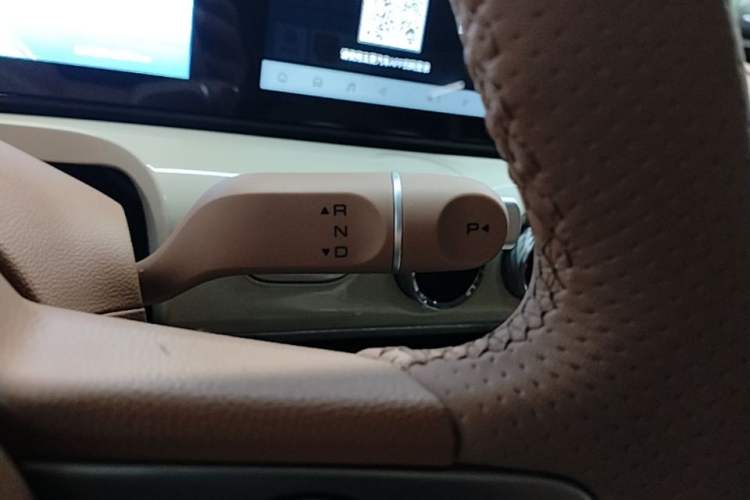 Used Wuling Bingo 2025 410 km Lingxi Deluxe Edition Gear Lever