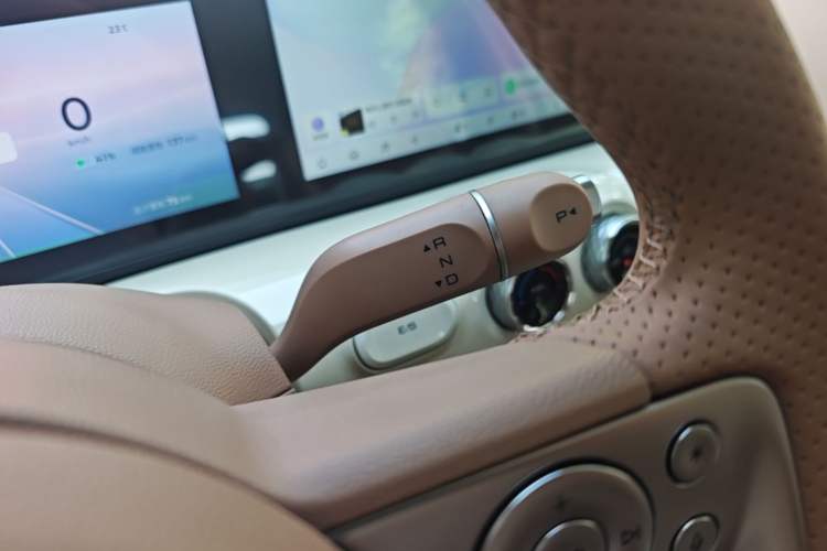 Used Wuling Bingo 2025 333 km Lingxi Deluxe Edition Gear Lever