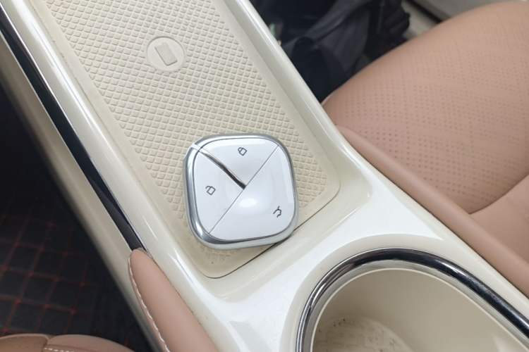Used Wuling Bingo 2025 410 km Lingxi Deluxe Edition Interior 1