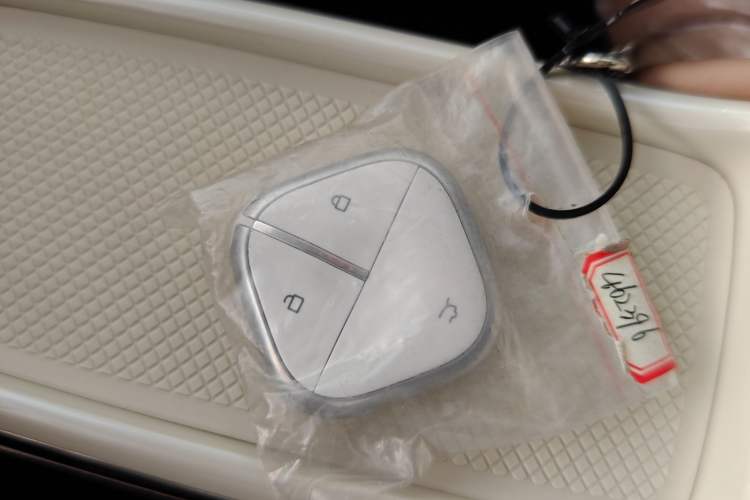 Used Wuling Bingo 2025 333 km Lingxi Connected Version Interior 1