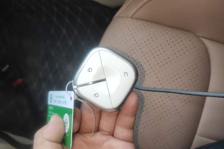 Used Wuling Bingo 2025 333 km Lingxi Deluxe Edition Interior 1