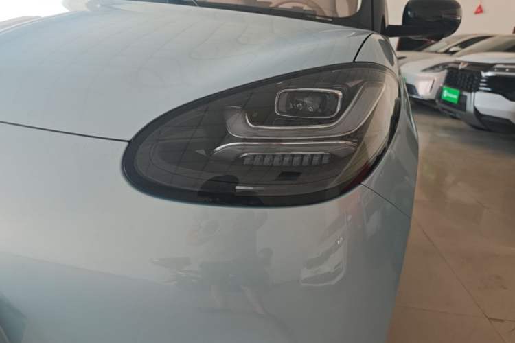 Used Wuling Bingo 2025 410 km Lingxi Deluxe Edition Left Front Headlight