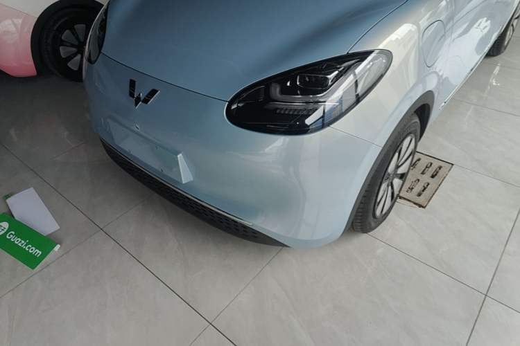 Used Wuling Bingo 2025 410 km Lingxi Deluxe Edition Left Front Headlight