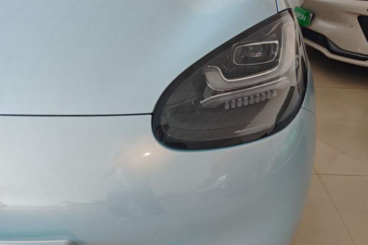 Used Wuling Bingo 2025 410 km Lingxi Deluxe Edition Left Front Headlight