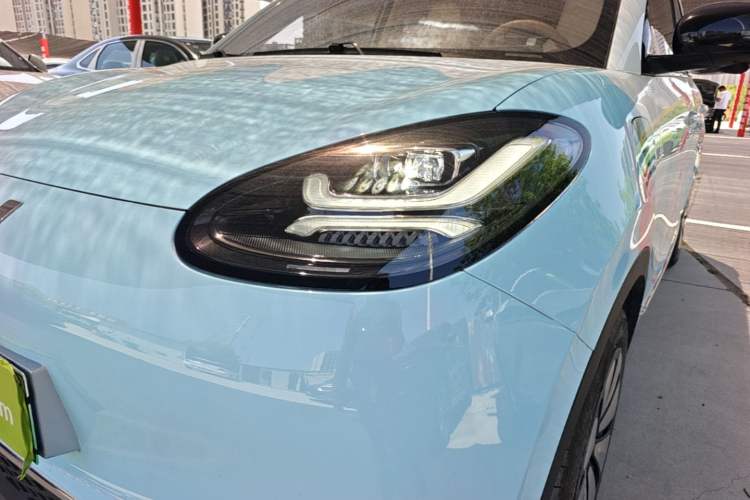 Used Wuling Bingo 2025 333 km Lingxi Deluxe Edition Left Front Headlight
