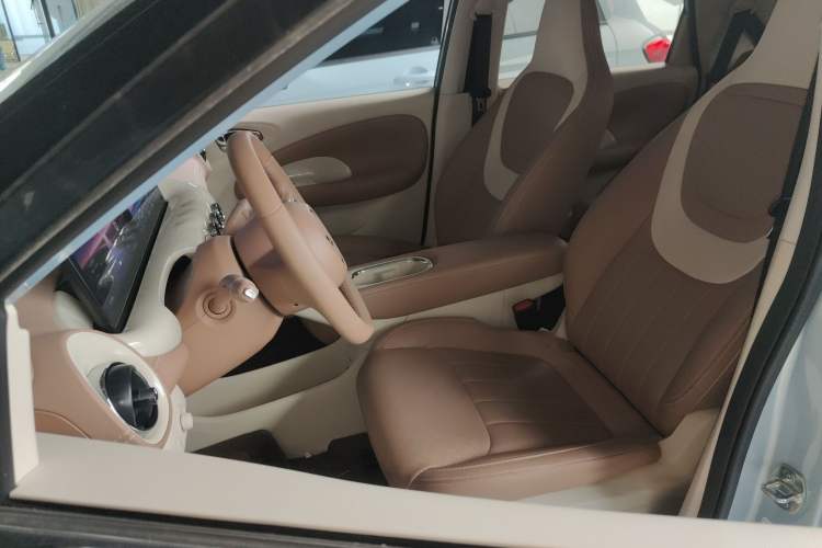 Used Wuling Bingo 2025 410 km Lingxi Deluxe Edition Left Front Seat