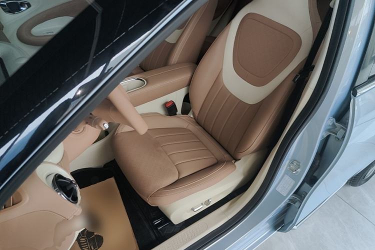 Used Wuling Bingo 2025 410 km Lingxi Deluxe Edition Left Front Seat