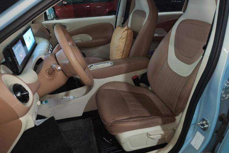 Used Wuling Bingo 2025 333 km Enjoyment Version Left Front Seat