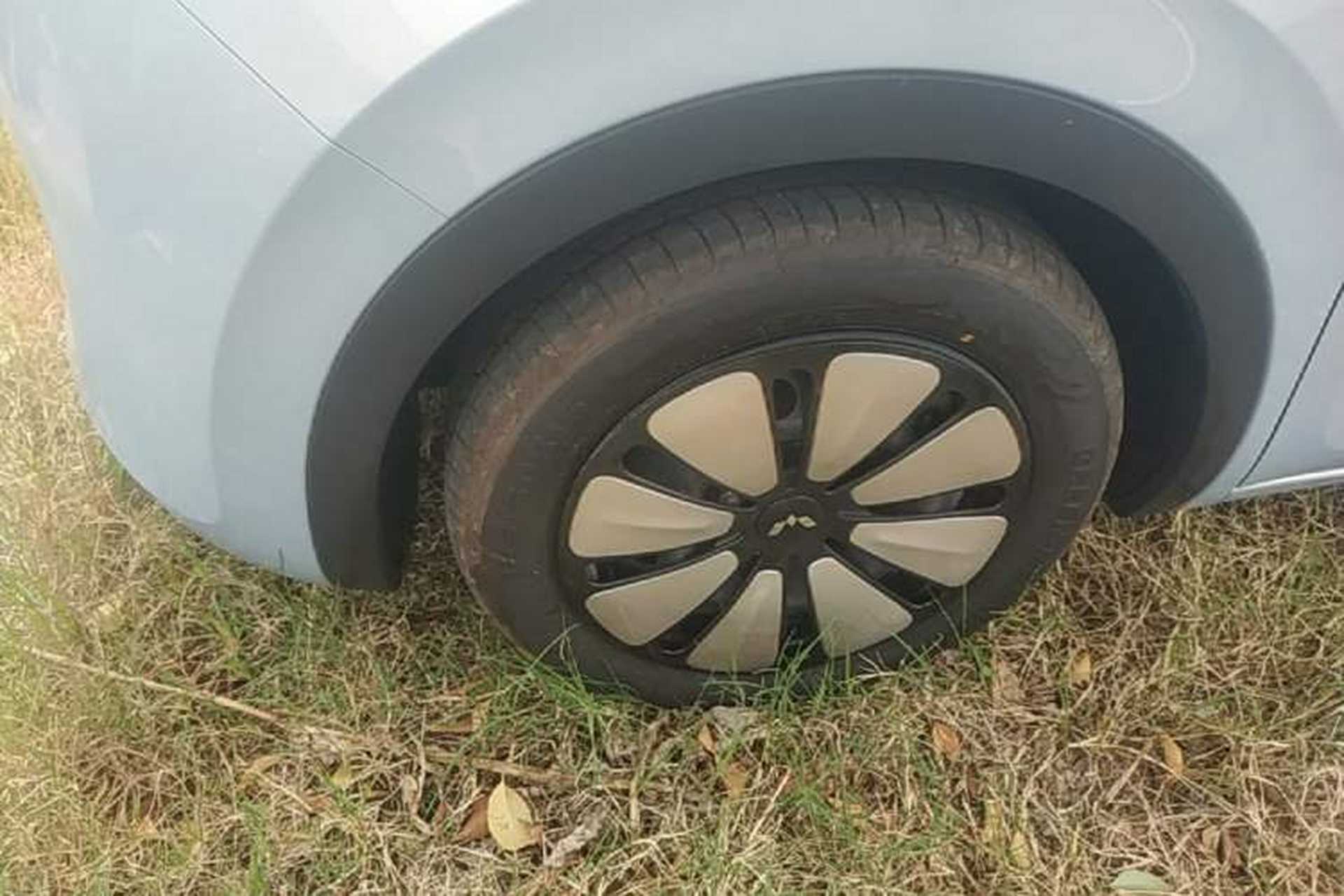 Used Wuling Bingo 2025 410 km Lingxi Deluxe Edition Left Front Wheel Hub