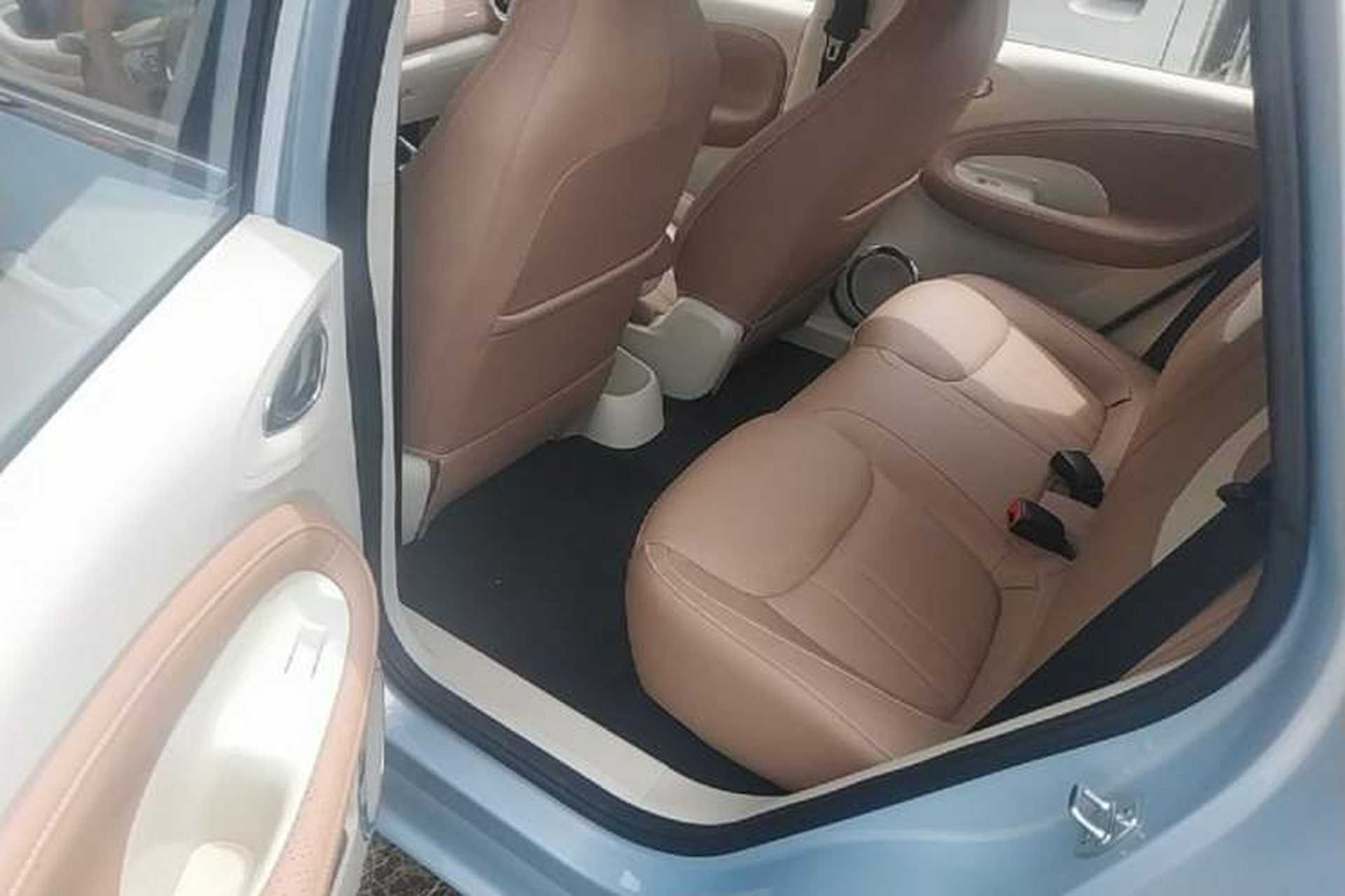 Used Wuling Bingo 2025 410 km Lingxi Deluxe Edition Left Rear Seat