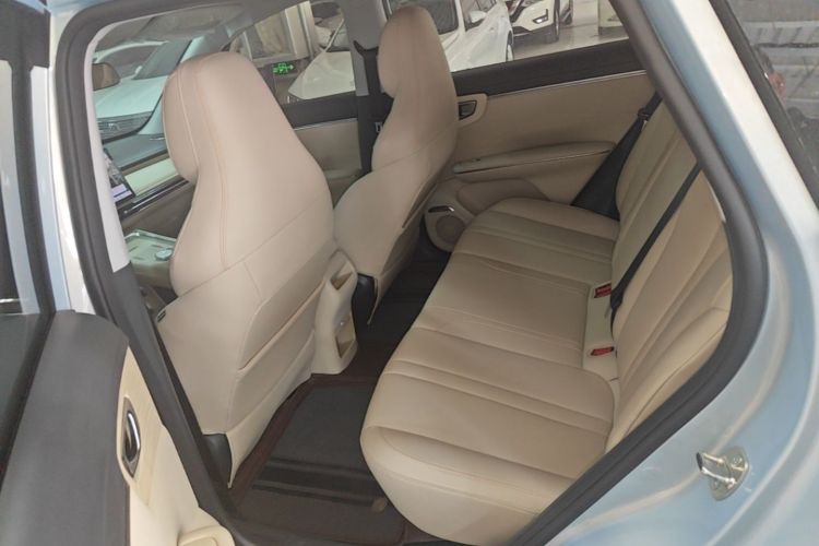 Used Wuling Bingo 2025 410 km Lingxi Deluxe Edition Left Rear Seat