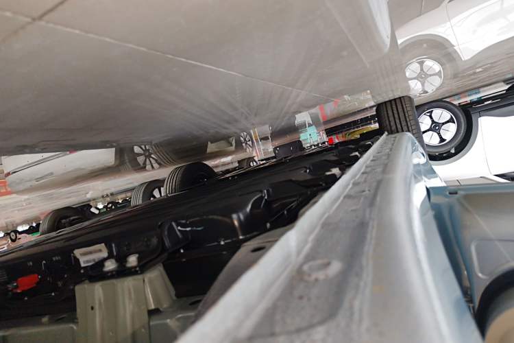 Used Wuling Bingo 2025 333 km Enjoyment Version Left Side Sill