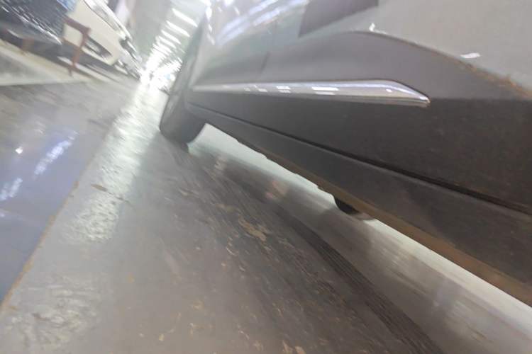 Used Wuling Bingo 2025 410 km Lingxi Deluxe Edition Left Side Sill