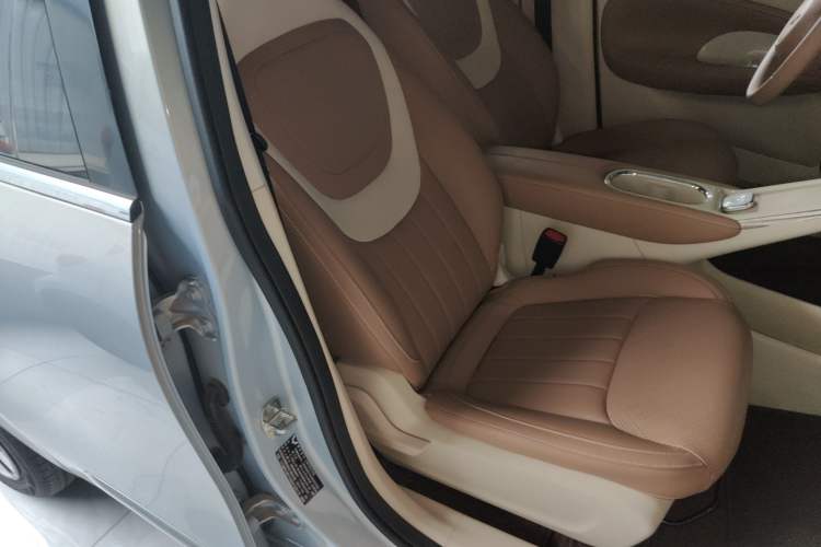 Used Wuling Bingo 2025 410 km Lingxi Deluxe Edition Right Front Seat