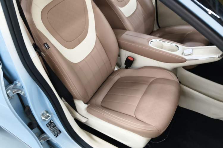Used Wuling Bingo 2025 410 km Lingxi Deluxe Edition Right Front Seat