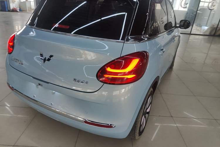 Used Wuling Bingo 2025 333 km Lingxi Deluxe Edition Right Rear Taillight