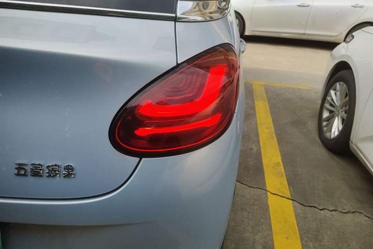 Used Wuling Bingo 2025 333 km Lingxi Deluxe Edition Right Rear Taillight