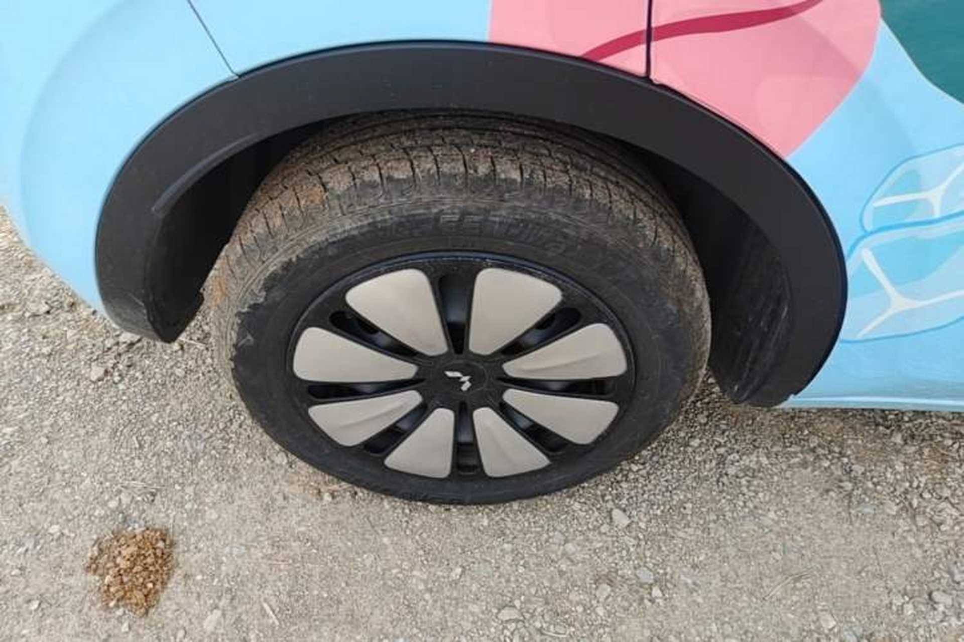 Used Wuling Bingo 2025 410 km Lingxi Deluxe Edition Right Rear Wheel Hub