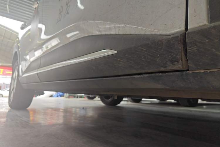 Used Wuling Bingo 2025 410 km Lingxi Deluxe Edition Right Side Sill