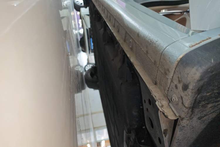 Used Wuling Bingo 2025 410 km Lingxi Deluxe Edition Right Side Sill
