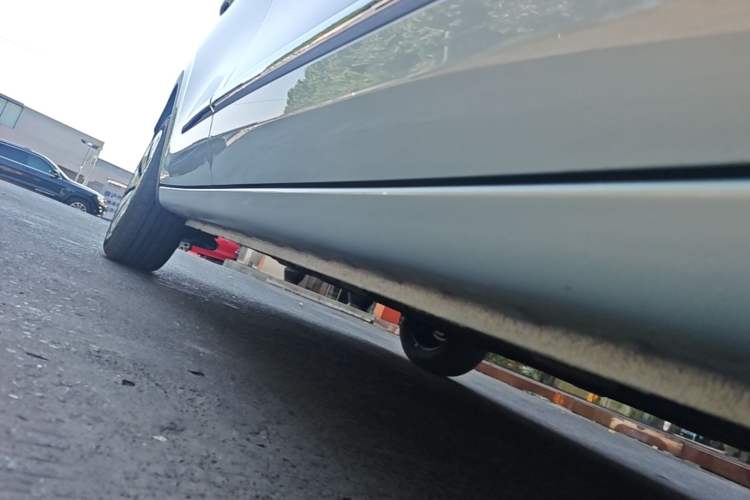 Used Wuling Bingo 2025 333 km Lingxi Deluxe Edition Right Side Sill