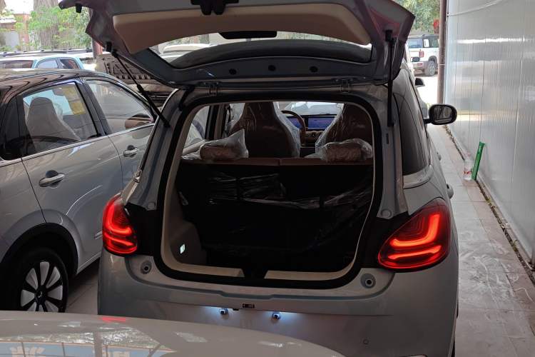 Used Wuling Bingo 2025 333 km Lingxi Connected Version Trunk