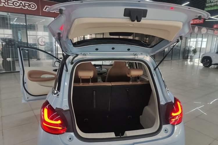 Used Wuling Bingo 2025 333 km Lingxi Deluxe Edition Trunk