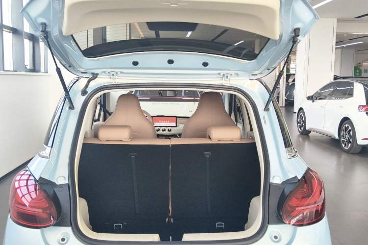 Used Wuling Bingo 2025 410 km Lingxi Deluxe Edition Trunk