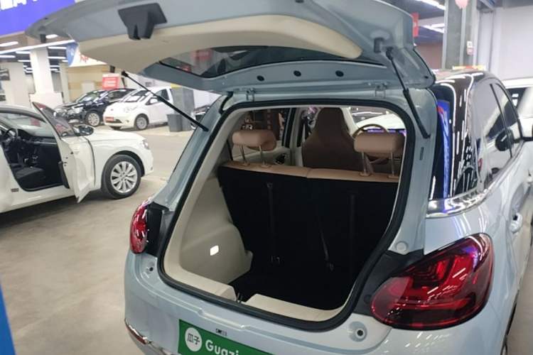 Used Wuling Bingo 2025 410 km Lingxi Deluxe Edition Trunk