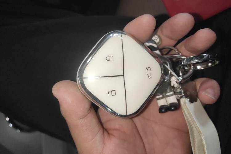 Used Wuling Bingo 2025 410 km Lingxi Deluxe Edition Vehicle Key