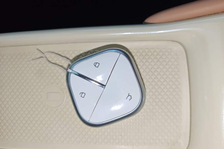 Used Wuling Bingo 2025 410 km Lingxi Deluxe Edition Vehicle Key