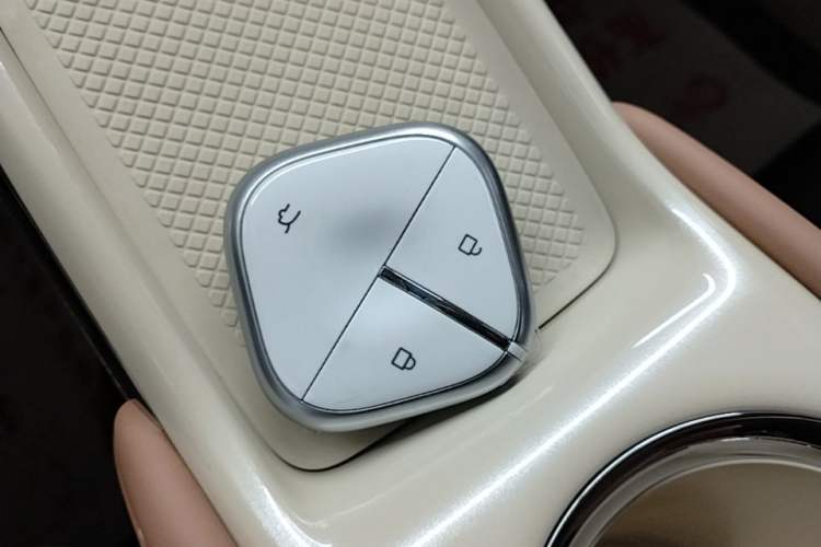 Used Wuling Bingo 2025 410 km Lingxi Deluxe Edition Vehicle Key