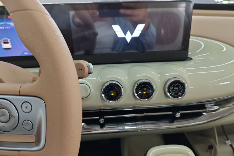 Used Wuling Bingo 2025 333 km Enjoyment Version Audio And AC Panel