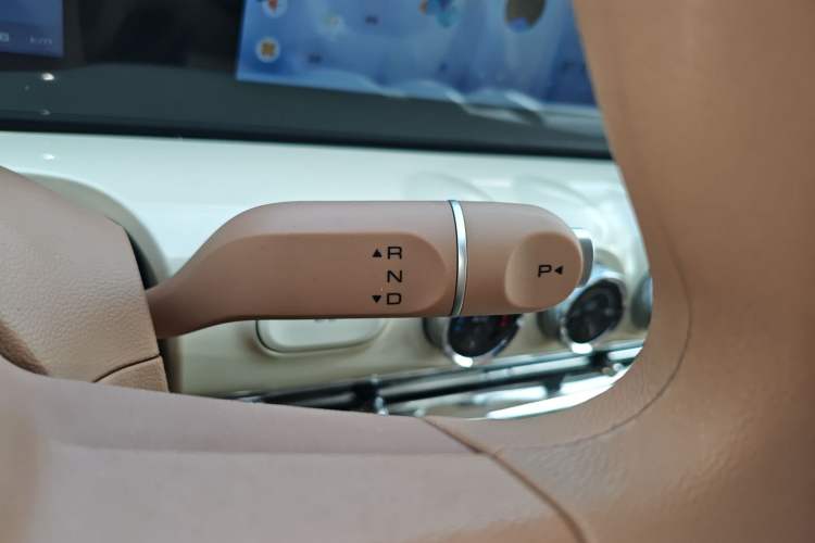 Used Wuling Bingo 2025 333 km Enjoyment Version Gear Lever