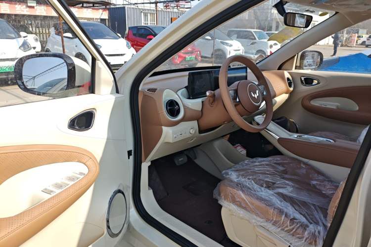 Used Wuling Bingo 2025 333 km Enjoyment Version Interior 3