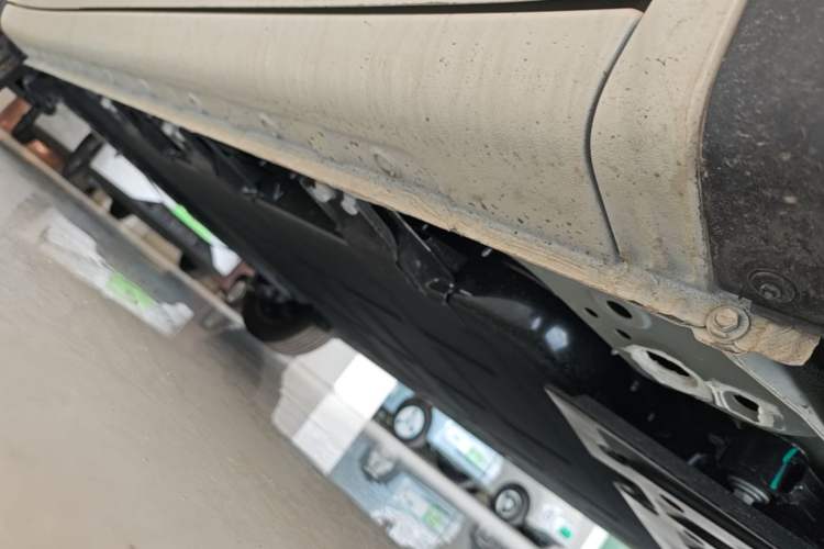 Used Wuling Bingo 2025 333 km Enjoyment Version Right Side Sill