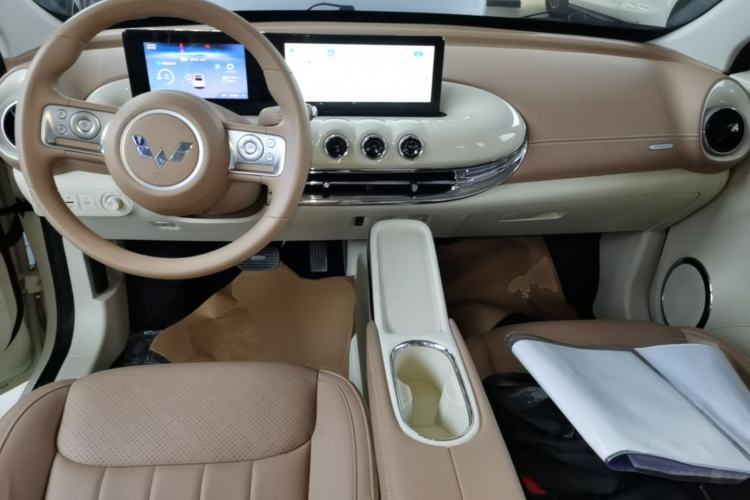 Used Wuling Bingo 2025 333 km Lingxi Connected Version Center Console