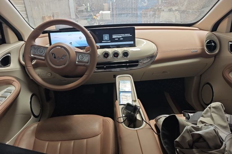 Used Wuling Bingo 2025 410 km Lingxi Deluxe Edition Center Console