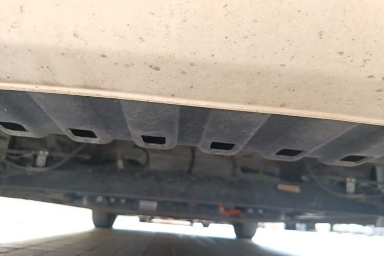 Used Wuling Bingo 2025 333 km Lingxi Connected Version Chassis Rear