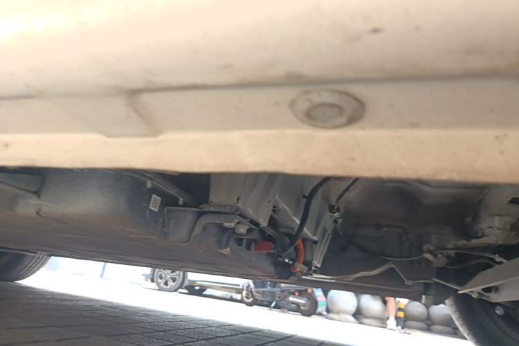 Used Wuling Bingo 2025 333 km Lingxi Connected Version Chassis Rear Left
