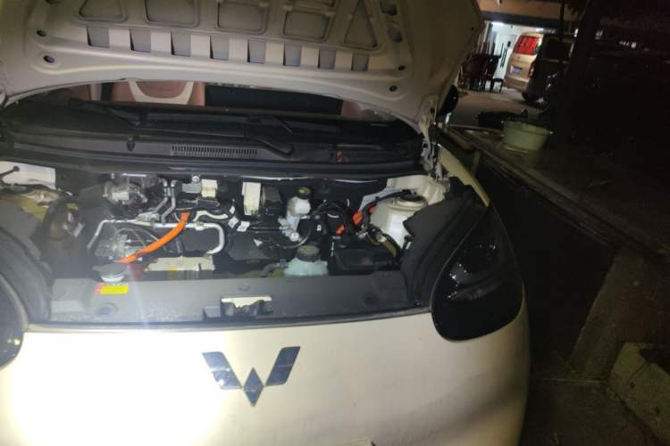 Used Wuling Bingo 2025 333 km Lingxi Connected Version Engine Bay Left