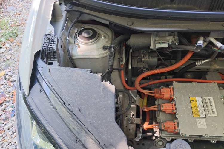 Used Wuling Bingo 2025 333 km Lingxi Connected Version Engine Bay Right