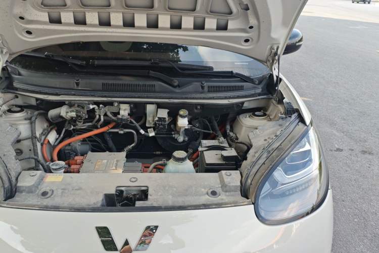 Used Wuling Bingo 2025 333 km Lingxi Connected Version Engine Bay Left