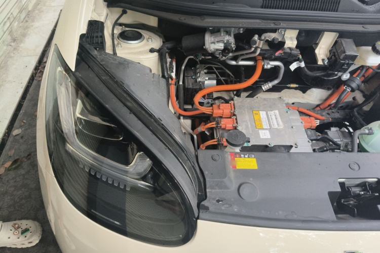 Used Wuling Bingo 2025 333 km Enjoyment Version Engine Bay Right