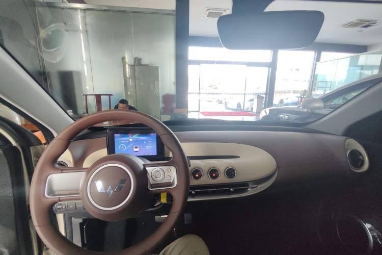 Used Wuling Bingo 2025 203km Light Edition Interior 1