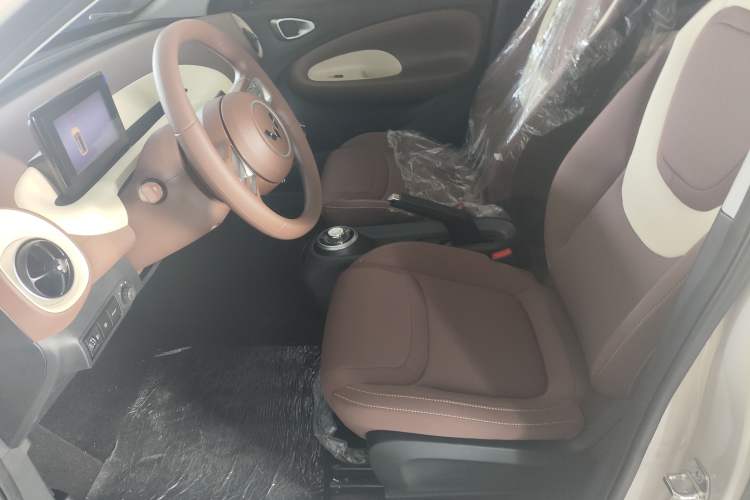 Used Wuling Bingo 2025 203km Light Edition Interior 3