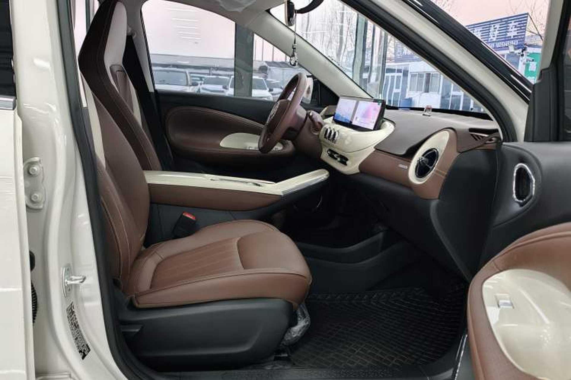 Used Wuling Bingo 2025 333 km Lingxi Connected Version Interior 5
