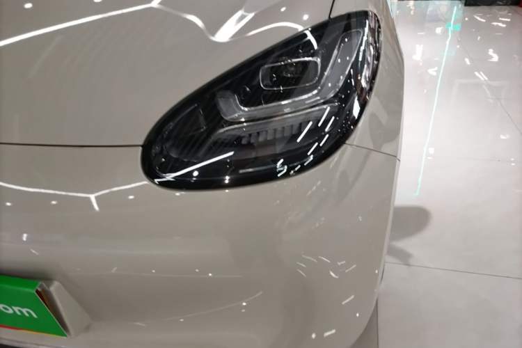 Used Wuling Bingo 2025 333 km Enjoyment Version Left Front Headlight