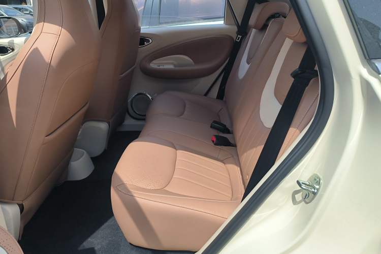 Used Wuling Bingo 2025 333 km Enjoyment Version Left Rear Seat